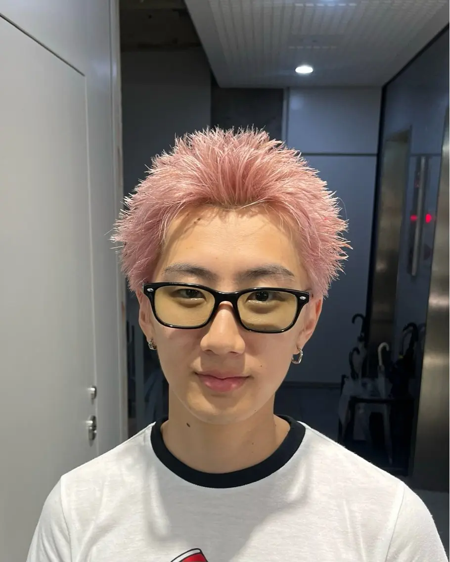 ショート カラー パーマ メンズ メンズハイトーン メンズショート スパイキーショート ハイトーンカラー ショートヘア カット ヘアカラー 🔥メンズ 特化🔥菊水皐暉🔥のヘアスタイル