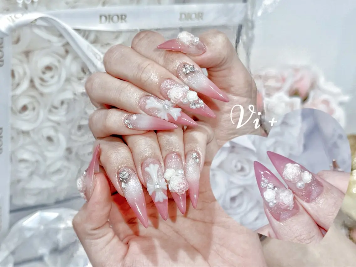 ネイル ハンドネイル ✨Nailsalon Vi+✨のネイルデザイン