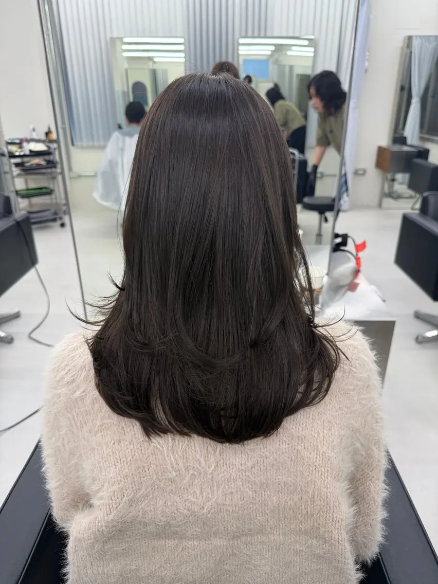 セミロング カラー カット ヘアカラー 表参道🌿赤み消し カラー/チナツのヘアスタイル