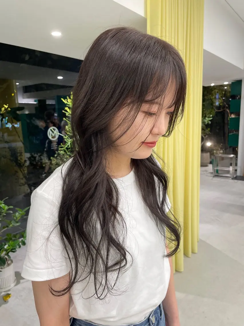 ロング ヘアカラー 堀 愛希子のヘアスタイル