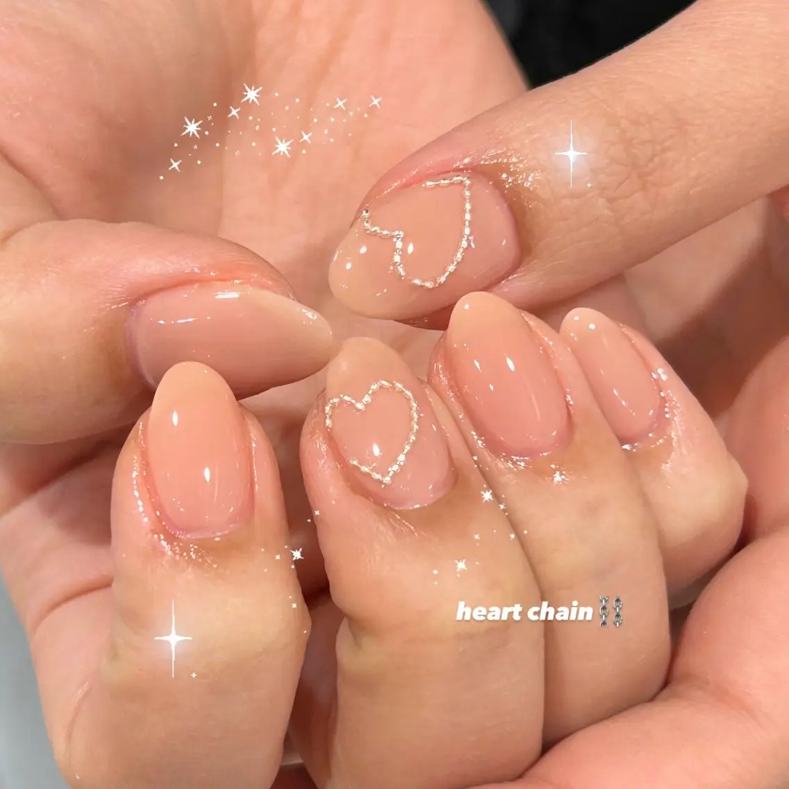 ネイル ハート ハンドネイル 🎀チーク/ちゅるん 🫧chisa🎀のネイルデザイン