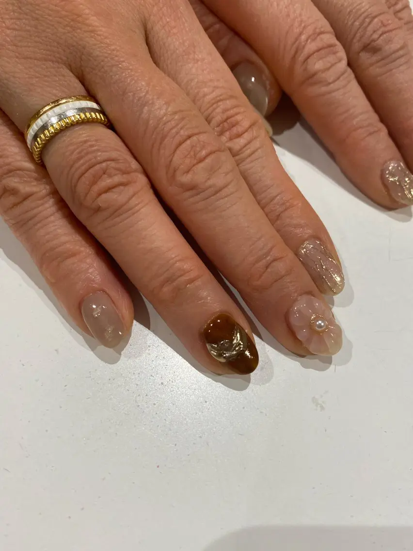 ネイル ニュアンスネイル ibelu shihoのネイルデザイン