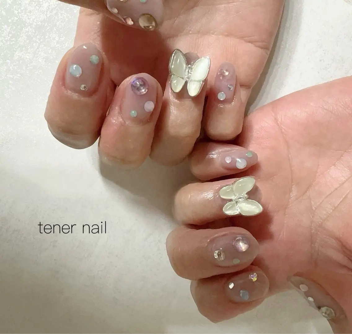 ネイル キラキラネイル ストーンネイル ハンドネイル テネルネイル tener nailのネイルデザイン