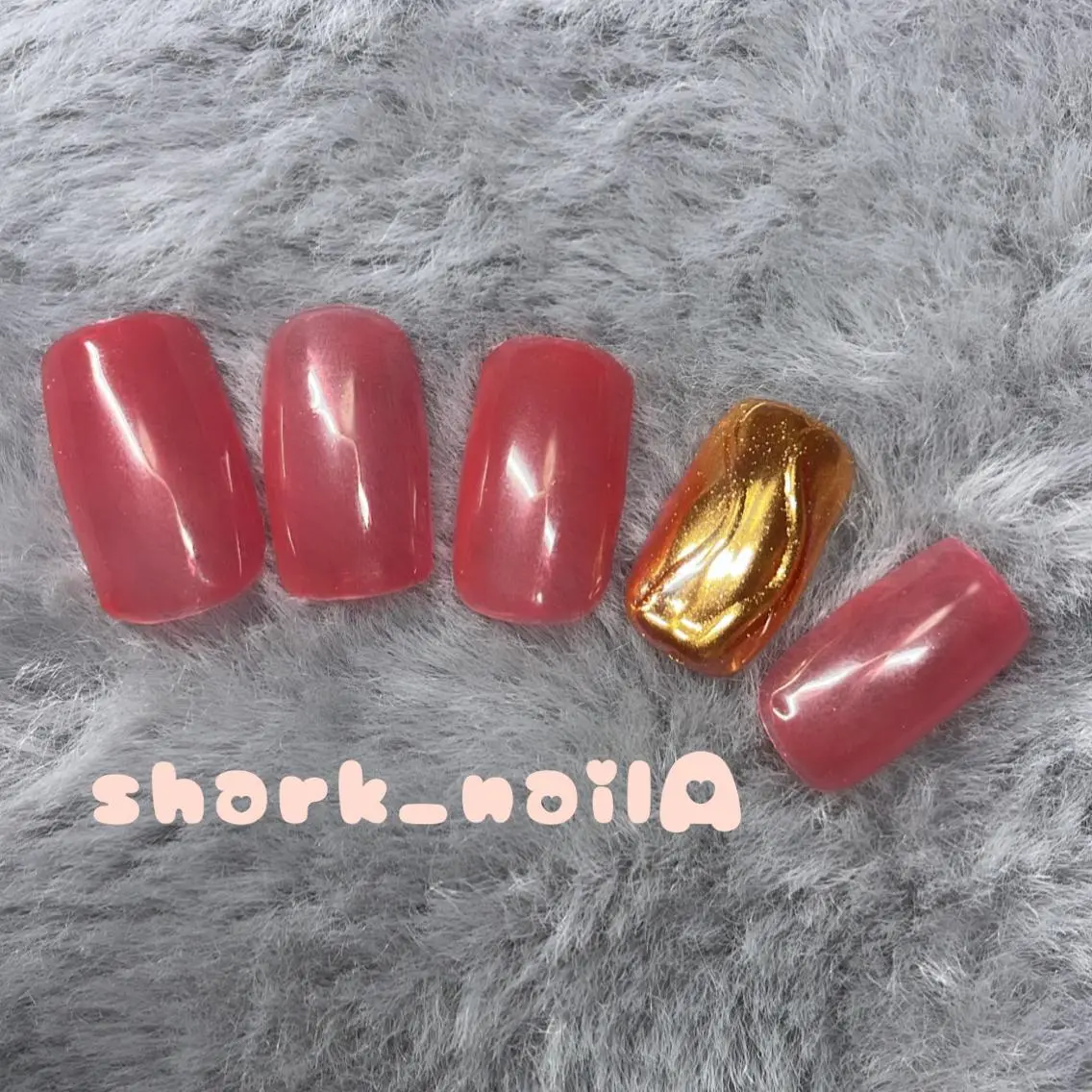 ネイル ミラーネイル Same🎀 所沢ネイルサロンのネイルデザイン