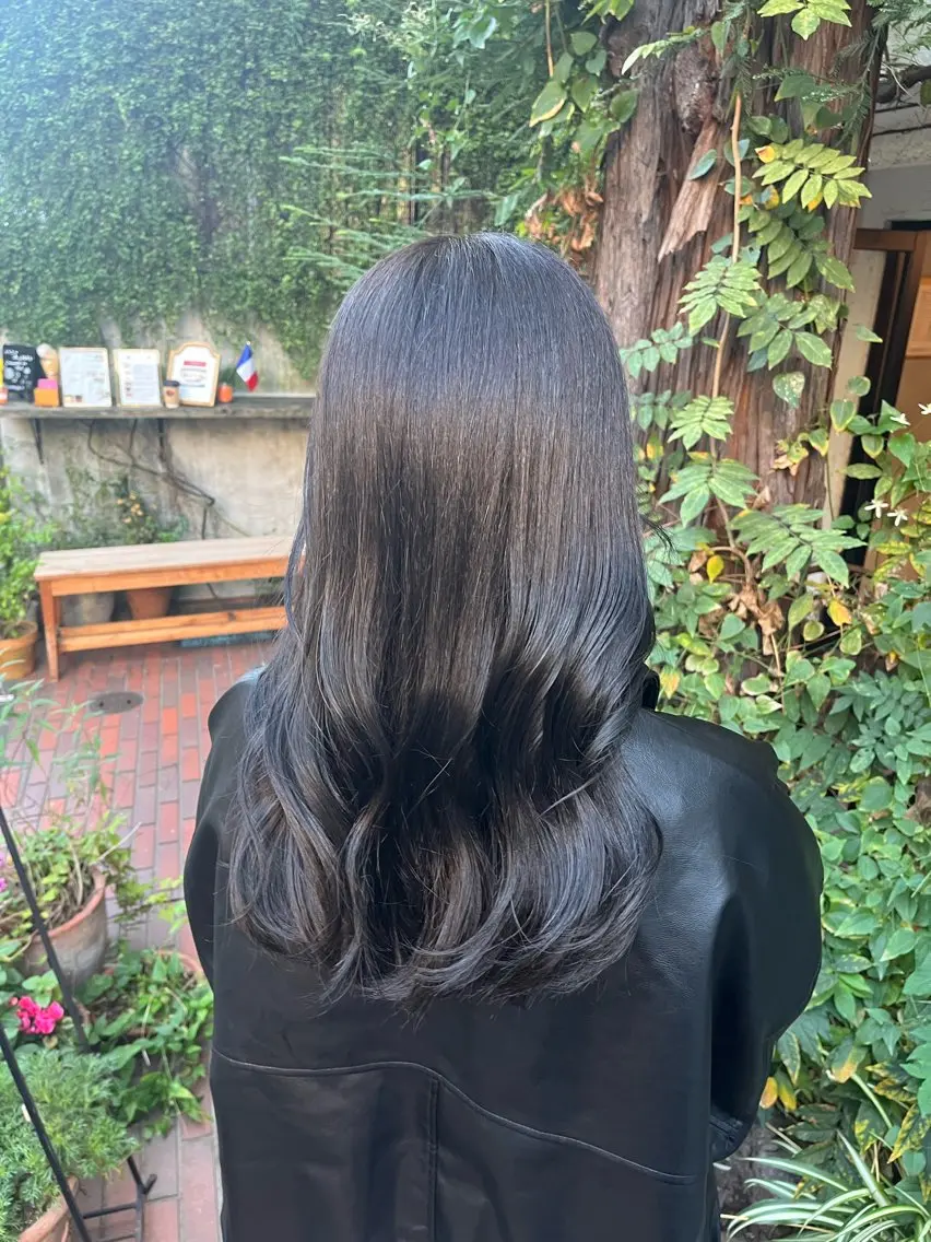 ミディアム カラー カット ヘアカラー トリートメント うる艶カラー× ハイトーン/miuのヘアスタイル