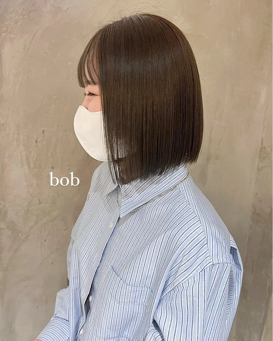 ミディアム カラー カット ヘアカラー トリートメント 切りっぱなしボブ/ 艶カラー/綾莉のヘアスタイル