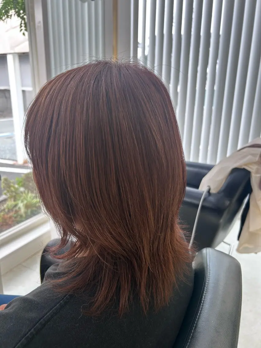 ミディアム 若松 絵美のヘアスタイル