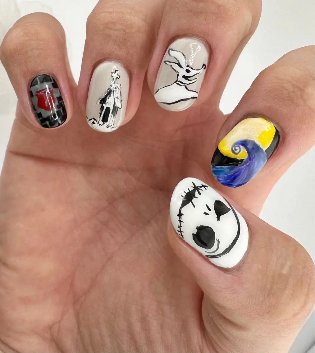 ショート ハロウィン ハンドネイル RISA nail gleeのネイルデザイン