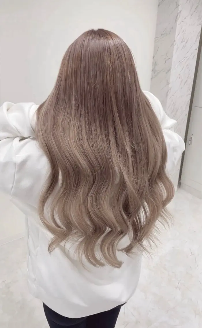 ロング カラー CHAiL.Yuzu 艶カラー韓国エクステのヘアスタイル