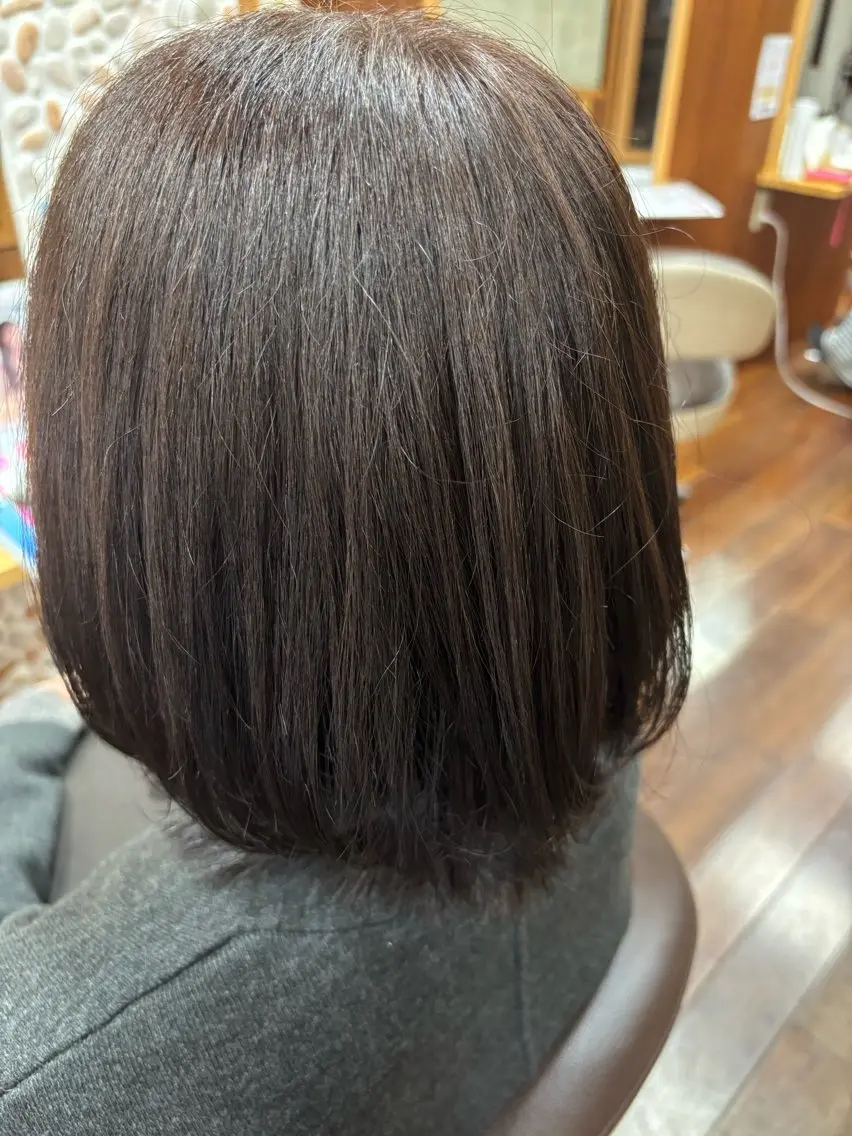 ミディアム カット ヘアカラー よしかわ あいか/京都美容室のヘアスタイル