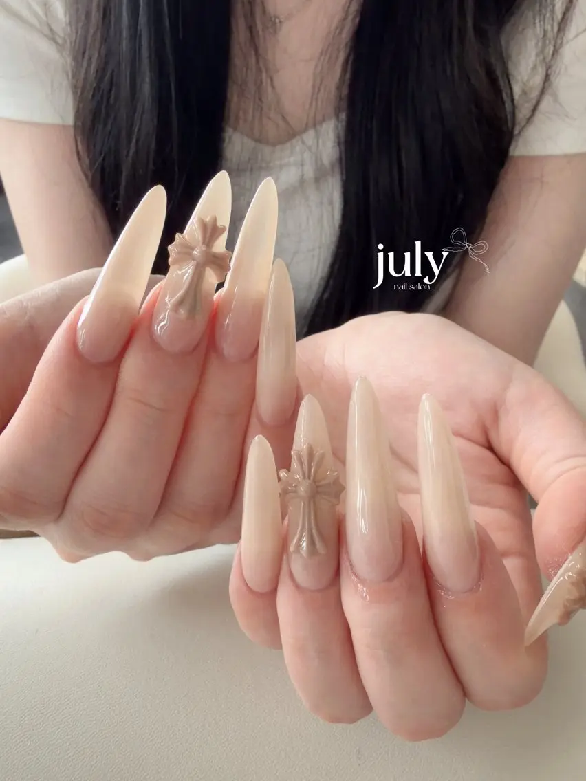 ネイル ハンドネイル Ou uのネイルデザイン