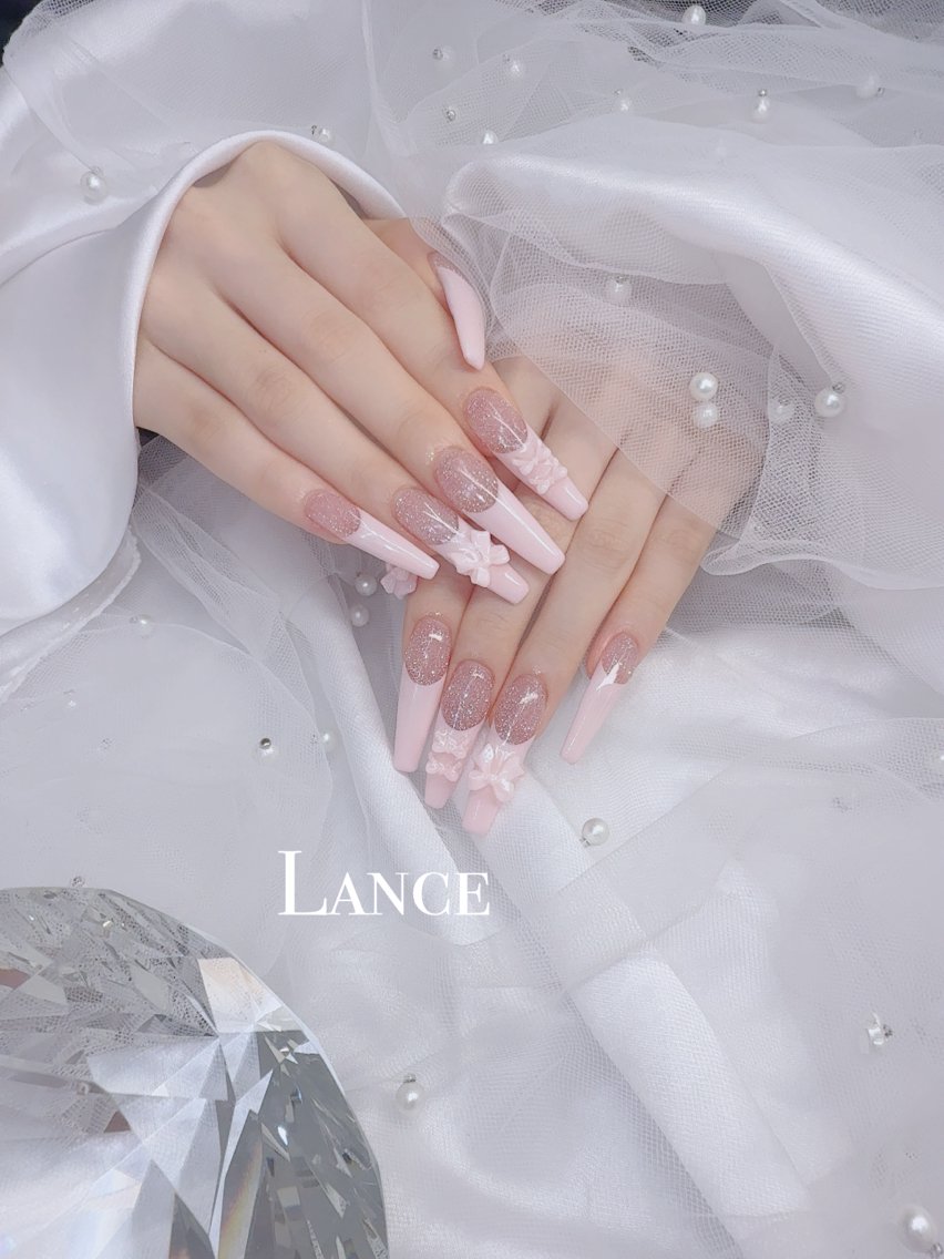 ネイル キラキラネイル 韓国ネイル ワンカラーネイル ワンホンネイル ハンドネイル Lance nailのネイルデザイン