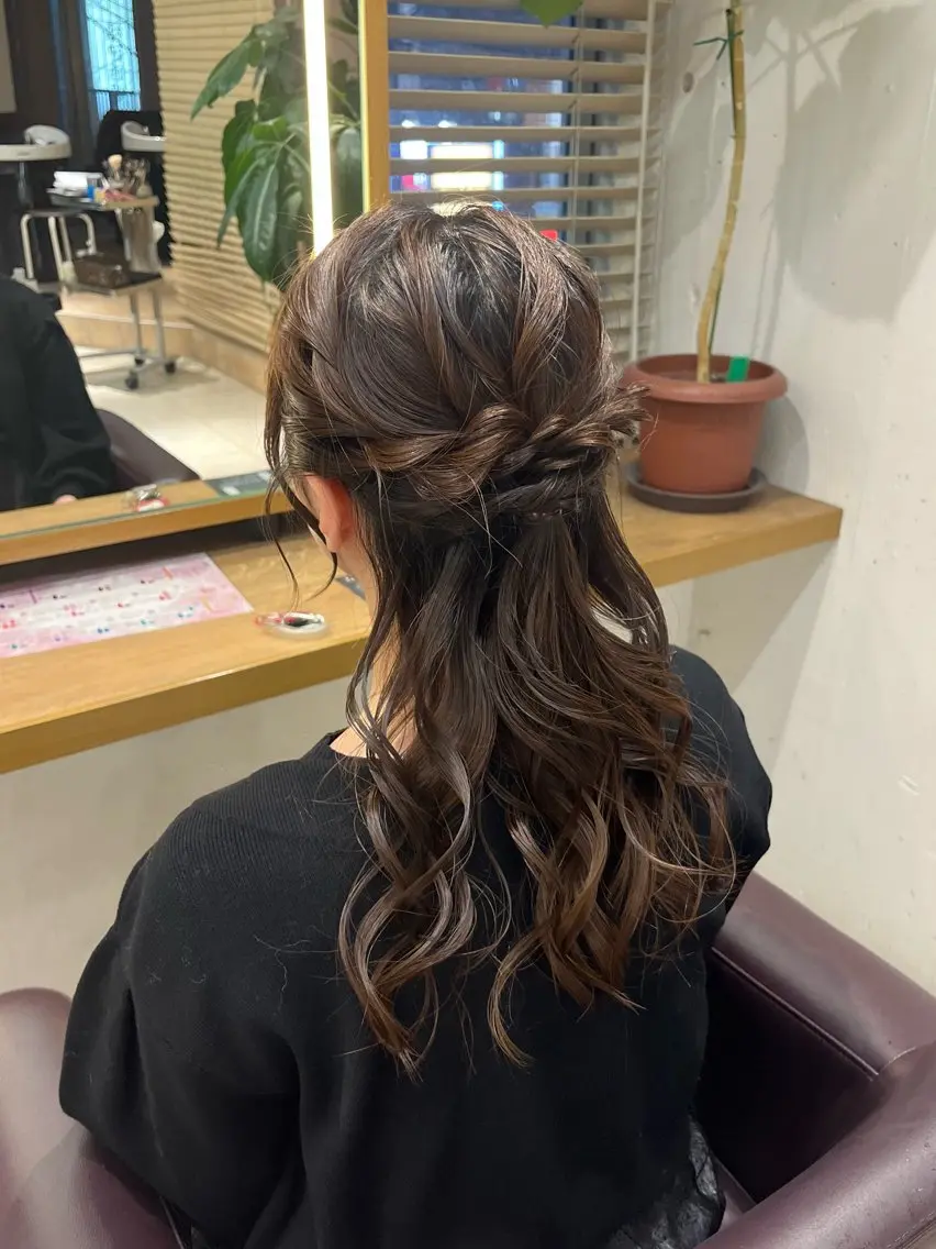 ヘアアレンジ ヘアセット 艶カラー/縮毛矯正/ アレンジ/akaneのヘアスタイル