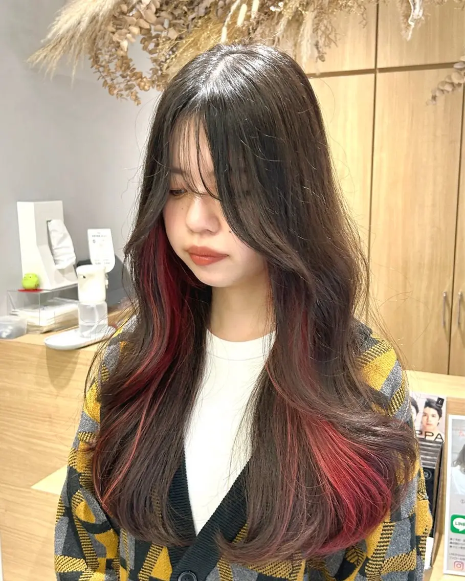 ロング カラー ブリーチ 透明感カラー インナーカラー ブリーチなしカラー 韓国風ヘア 韓国ヘア×レイヤー カット/上田丈也のヘアスタイル