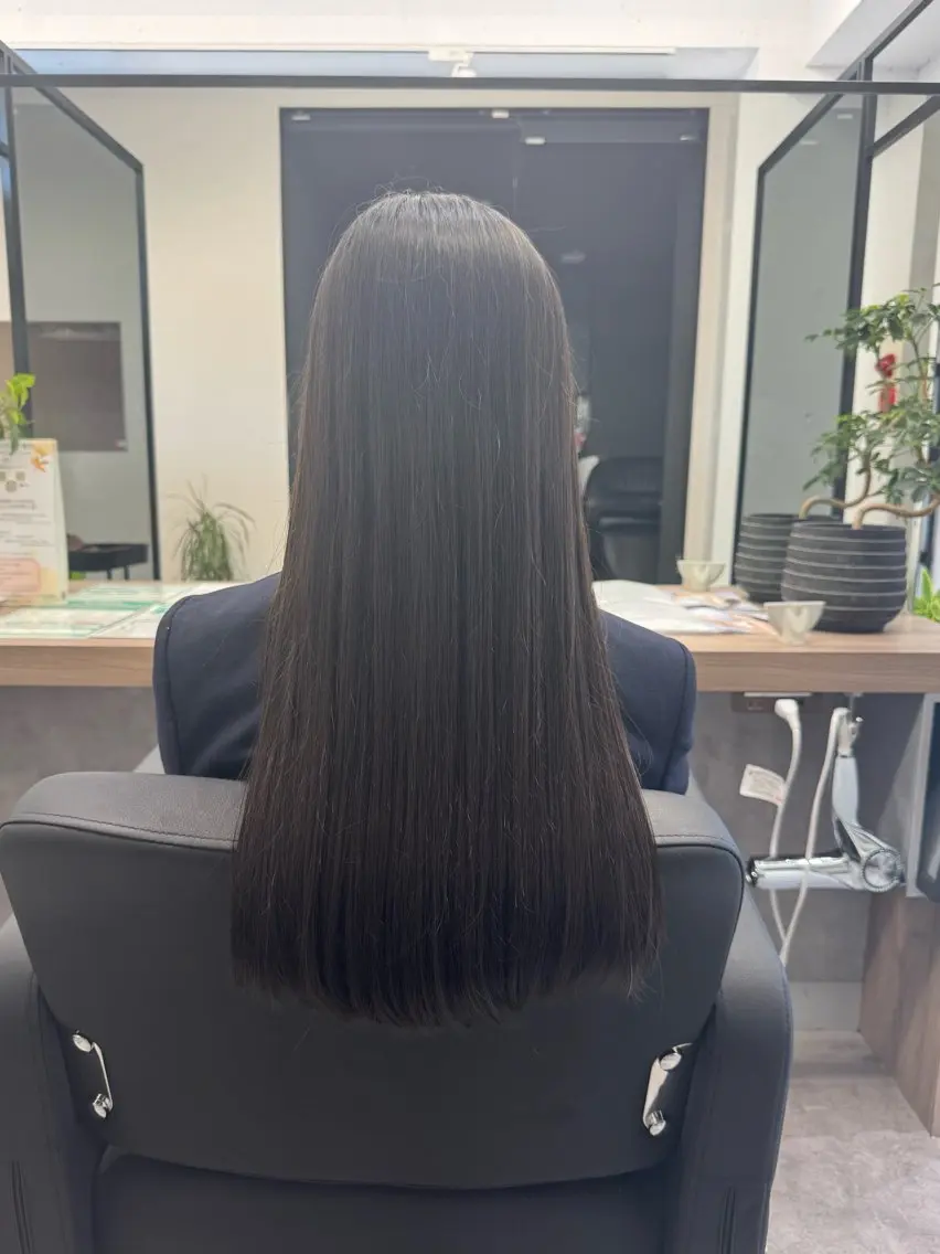 ロング カット ヘアカラー 高橋 廉人のヘアスタイル