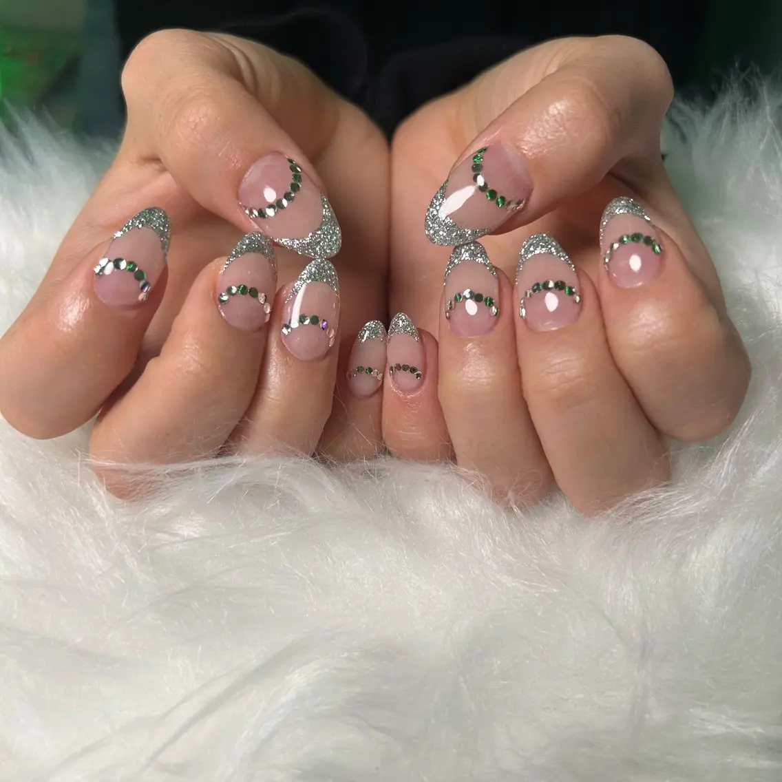 ネイル フレンチネイル ラメ(グリッター) ストーンネイル ハンドネイル haac nailsのネイルデザイン