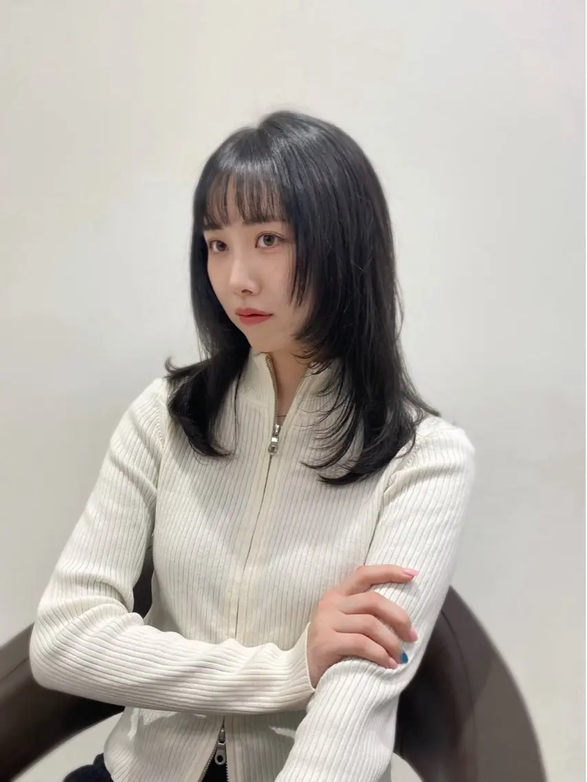 ミディアム カラー ヘアカラー 岡山 愛のヘアスタイル