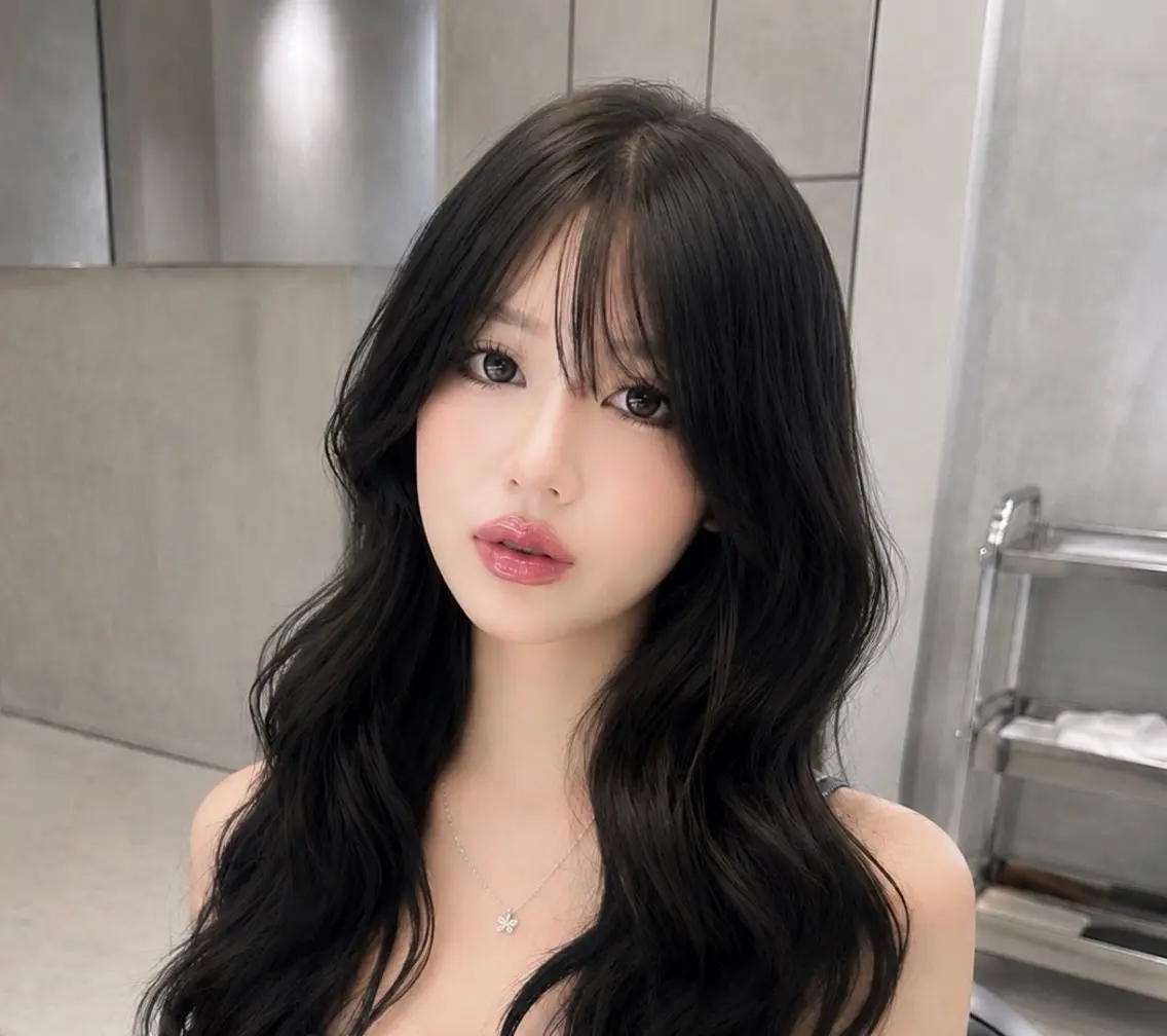 ロング カラー レイヤーカット 似合わせカット カット ヘアカラー トリートメント 韓国レイヤー/透明感 髪質改善/トワのヘアスタイル