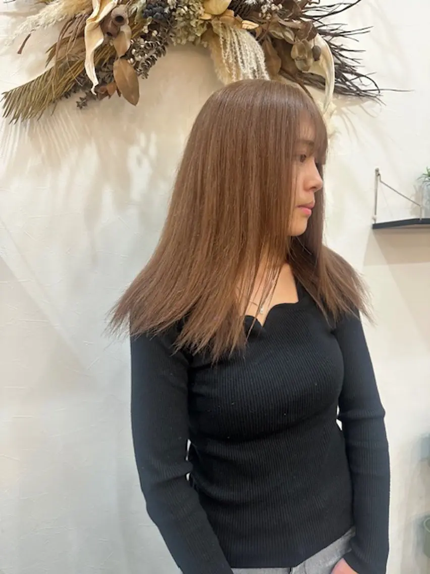セミロング カラー ヘアアレンジ ヘアテラス エムナラテンのヘアスタイル