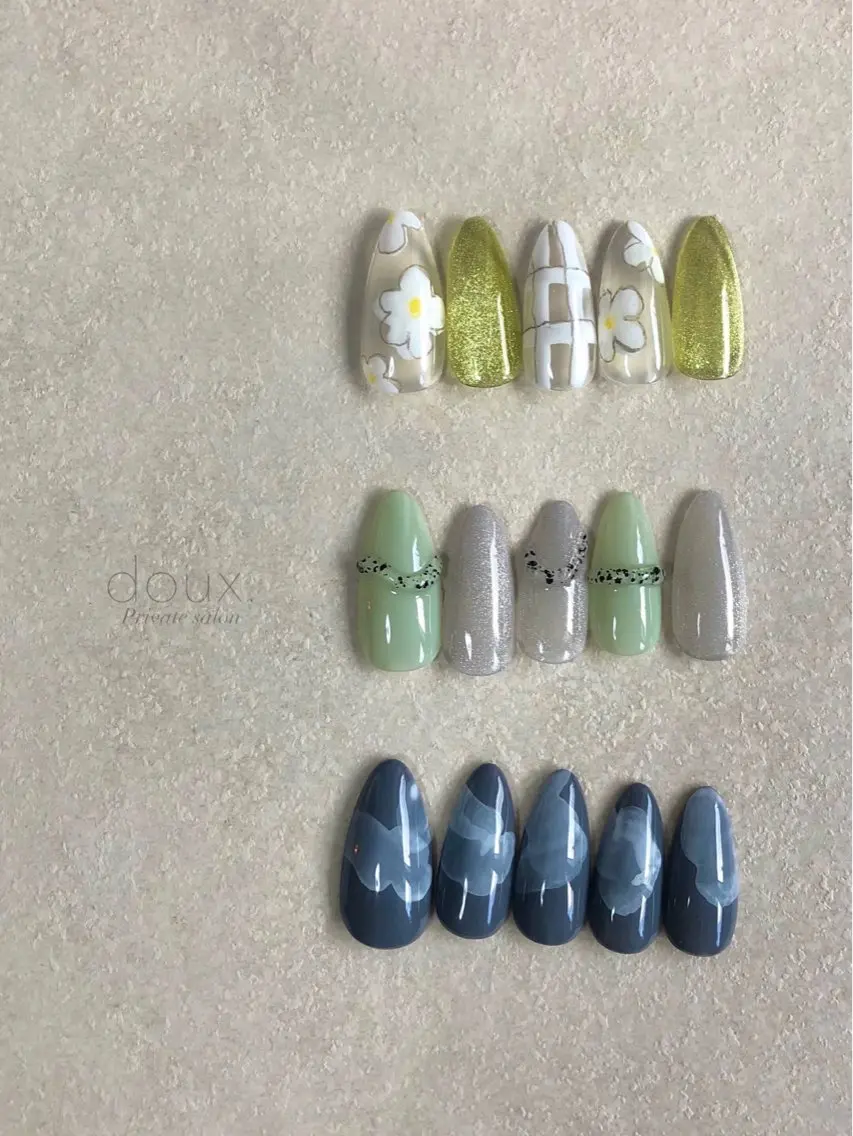 ネイル クリアネイル フラワーネイル マグネットネイル ニュアンスネイル 春ネイル doux. nailのネイルデザイン