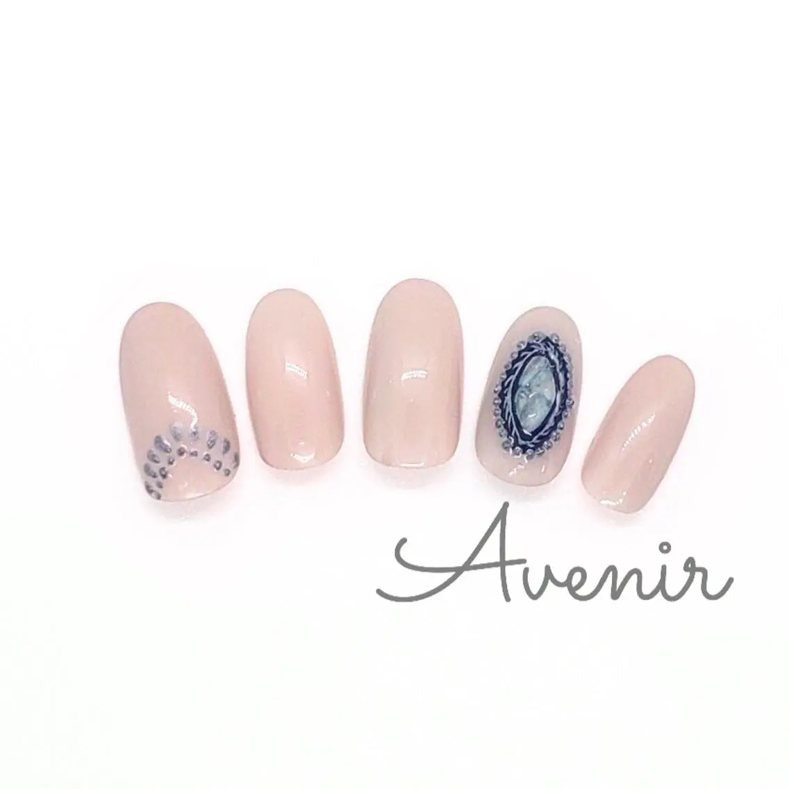 ネイル Avenir 表参道 nail&eye予約のネイルデザイン