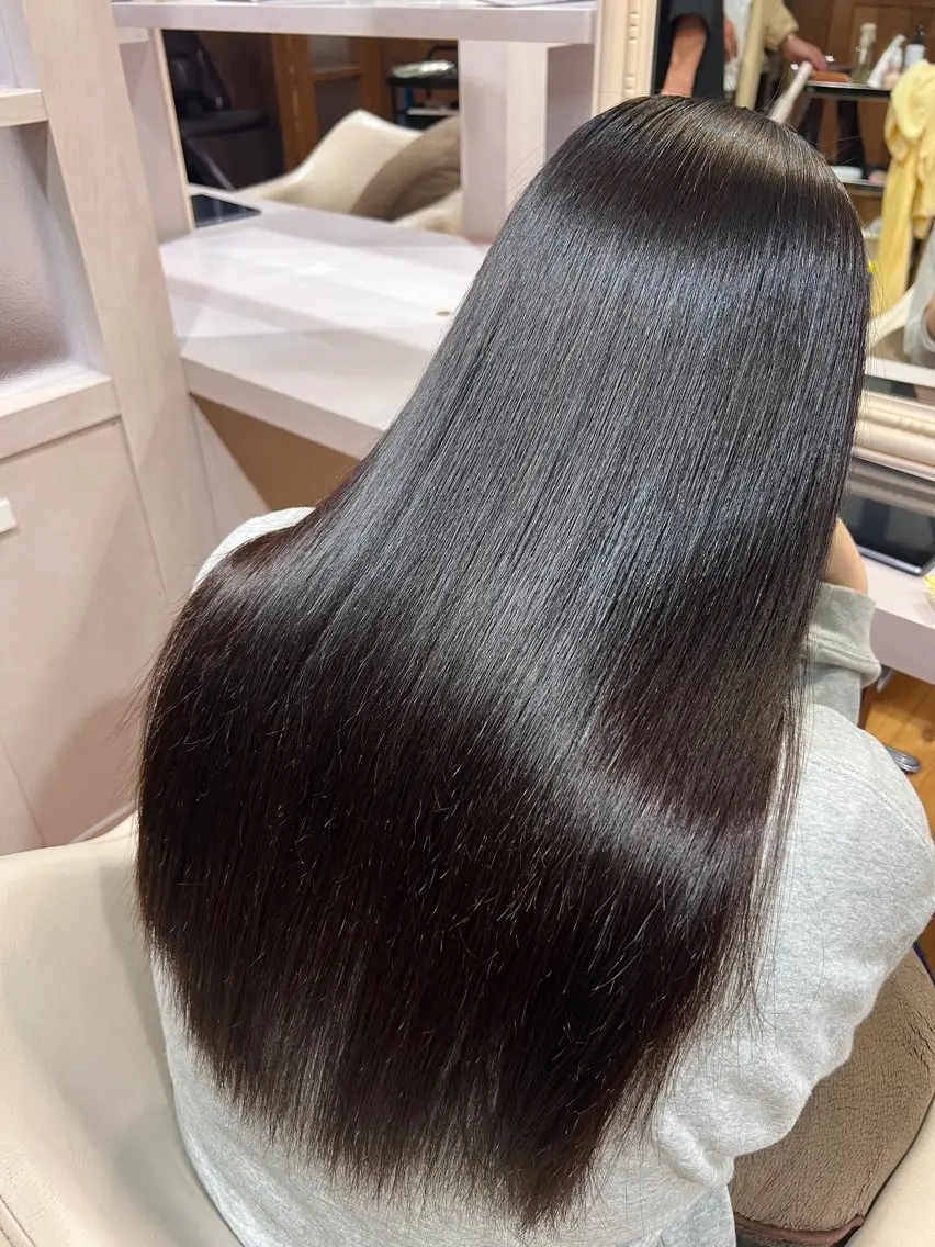 【5.6月限定✨️】『選べるヘアケア商品付き』髪質改善ストレート➕marbb  カット無しの写真