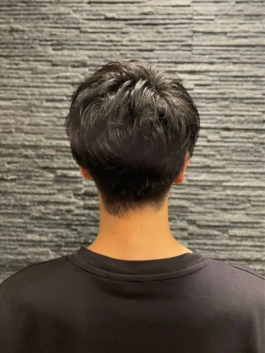 ミディアム まえひら じおんのヘアスタイル