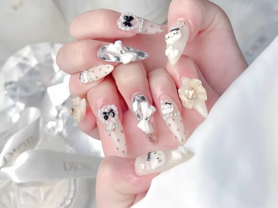 ネイル ブルー ジェルネイル ガーリー グラデーション グリーン ハンドネイル Rin Nail 新大久保店のネイルデザイン