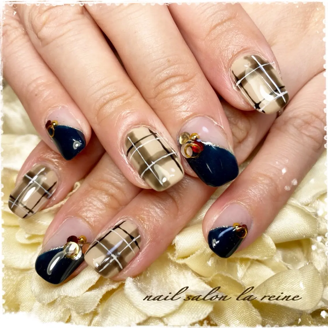 ネイル フレンチネイル ハンドネイル nail salon la reineのネイルデザイン