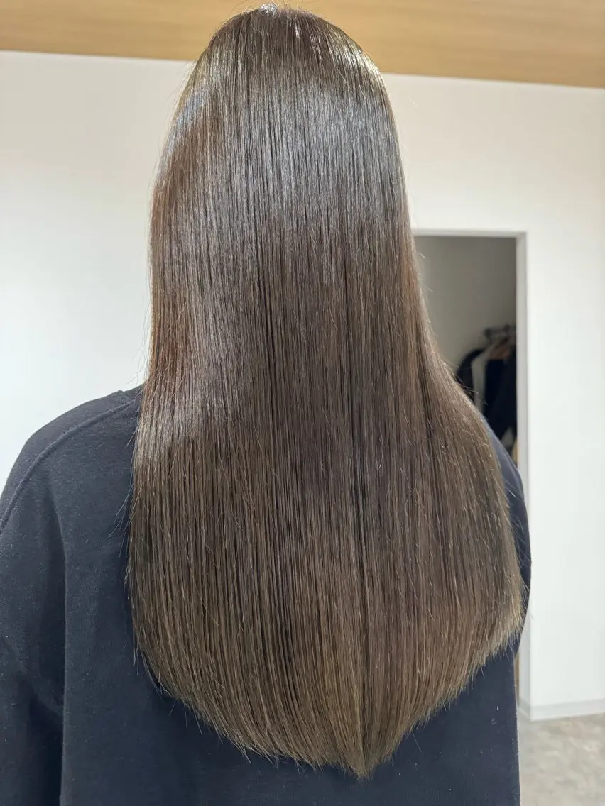 カラー ベージュカラー ブリーチ ブリーチなしカラー オリーブベージュ ma hiのヘアスタイル