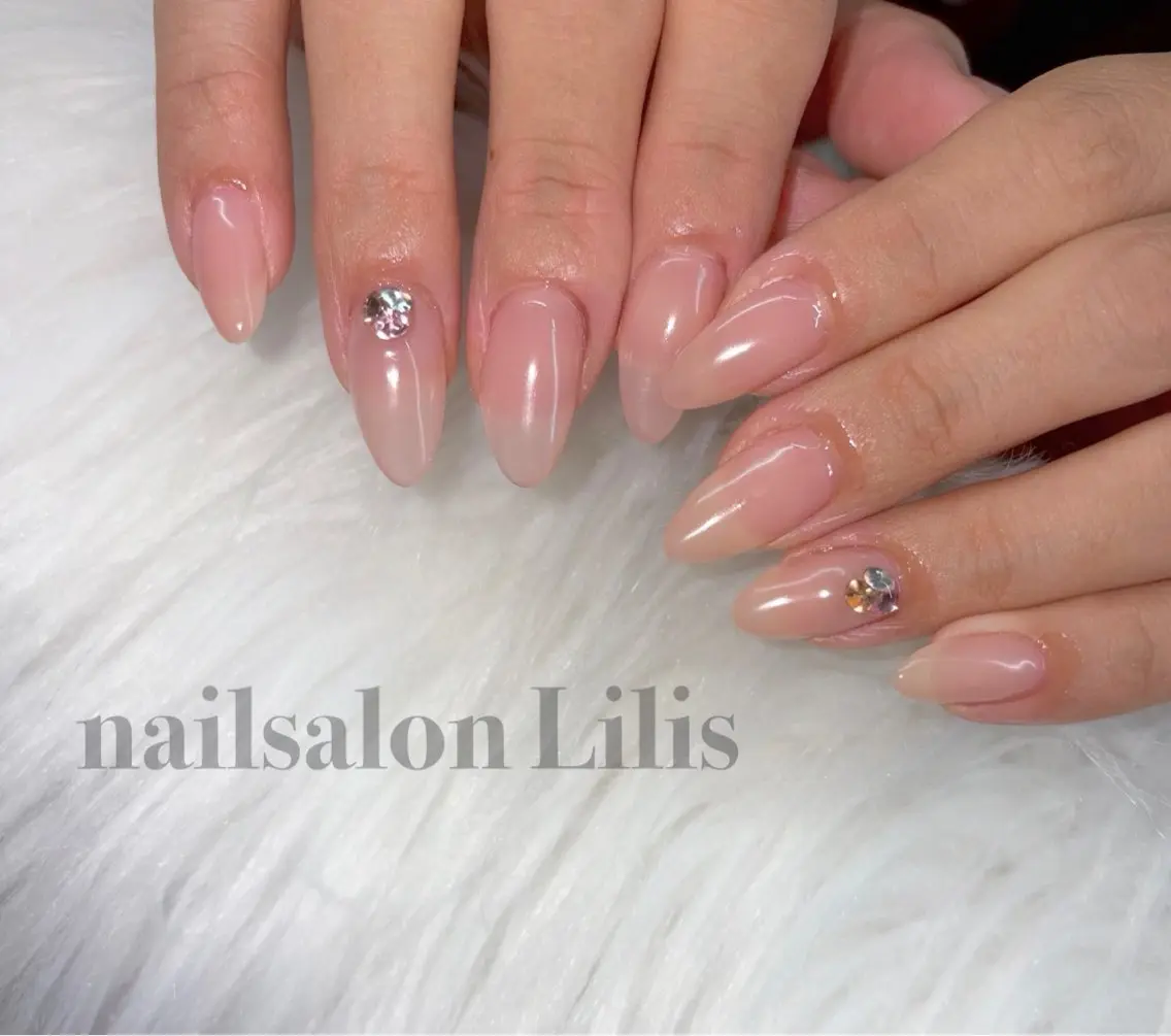 ネイル ハンドネイル nailsalon Lilisのネイルデザイン