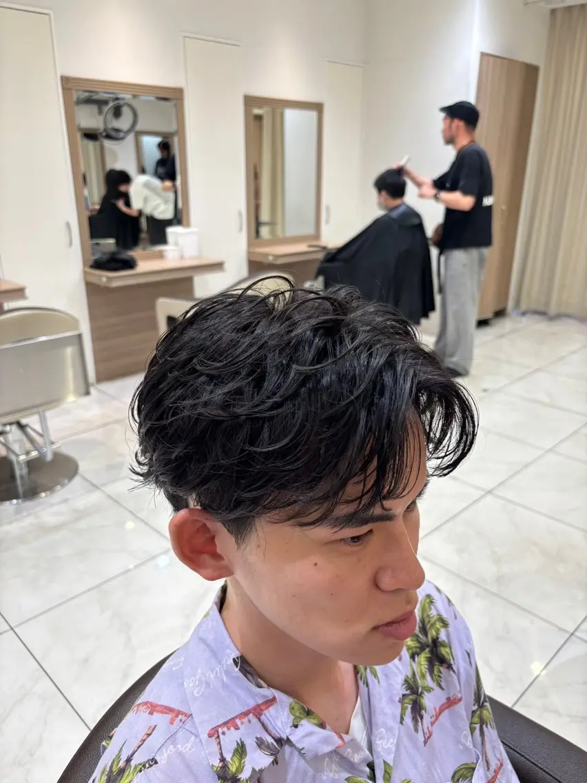 パーマ メンズ カット パーマ ⭐️メンズパーマ⭐️ 山本 侑平のヘアスタイル