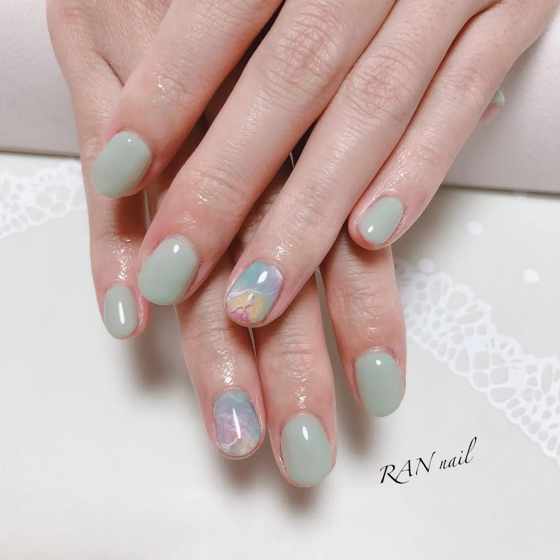 ネイル ワンカラーネイル ピンク ホワイト RAN nailのネイルデザイン