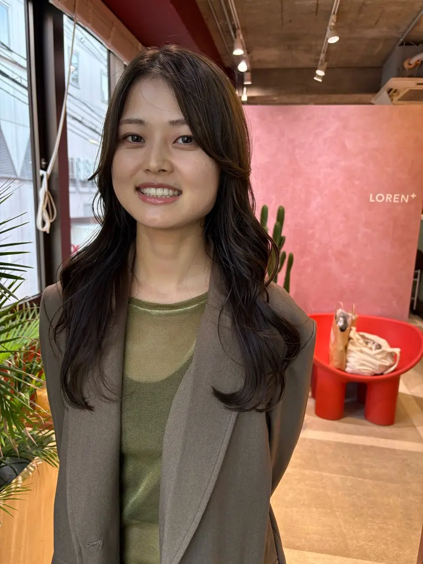 ロング カット ヘアカラー トリートメント レイヤーカット ✨️奥田良太✨️のヘアスタイル
