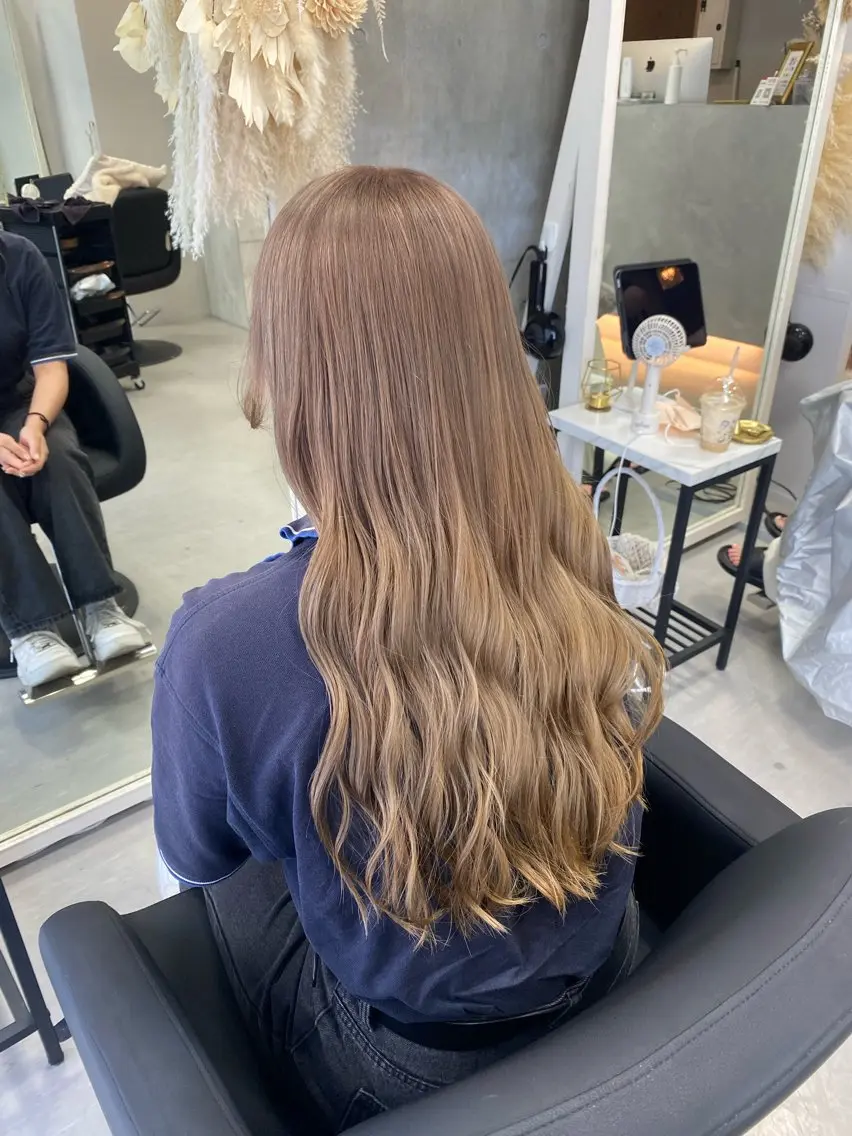 カラー ベージュカラー ハイトーンカラー ハイトーンベージュ ‎XELM高崎‎‎‎ ‎‎🤍Kyoka‎のヘアスタイル
