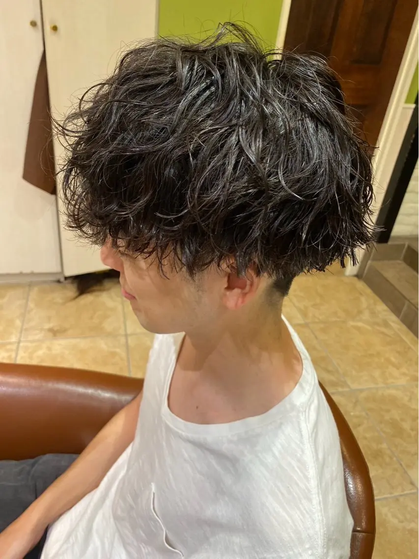 メンズ 🦕望月渉🦕 パーマ🌪️ブリーチのヘアスタイル
