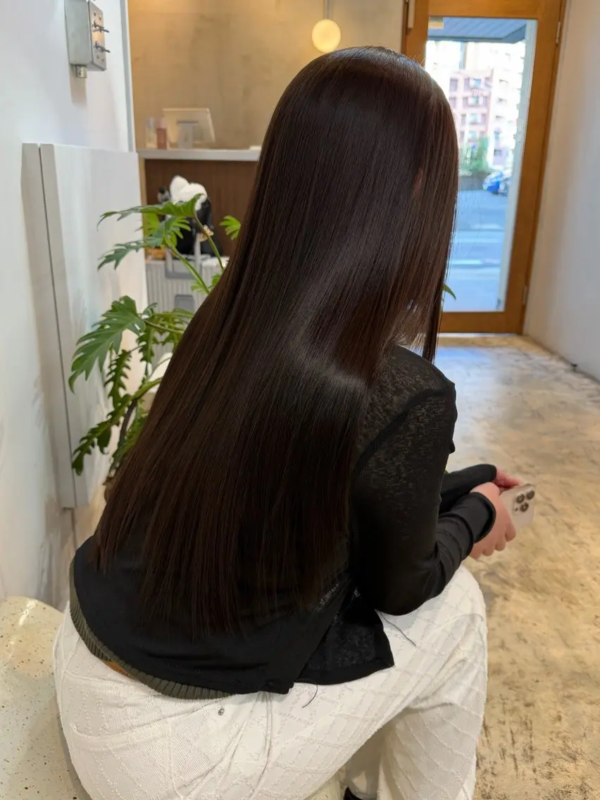 美髪縮毛矯正+トリートメント付きの写真