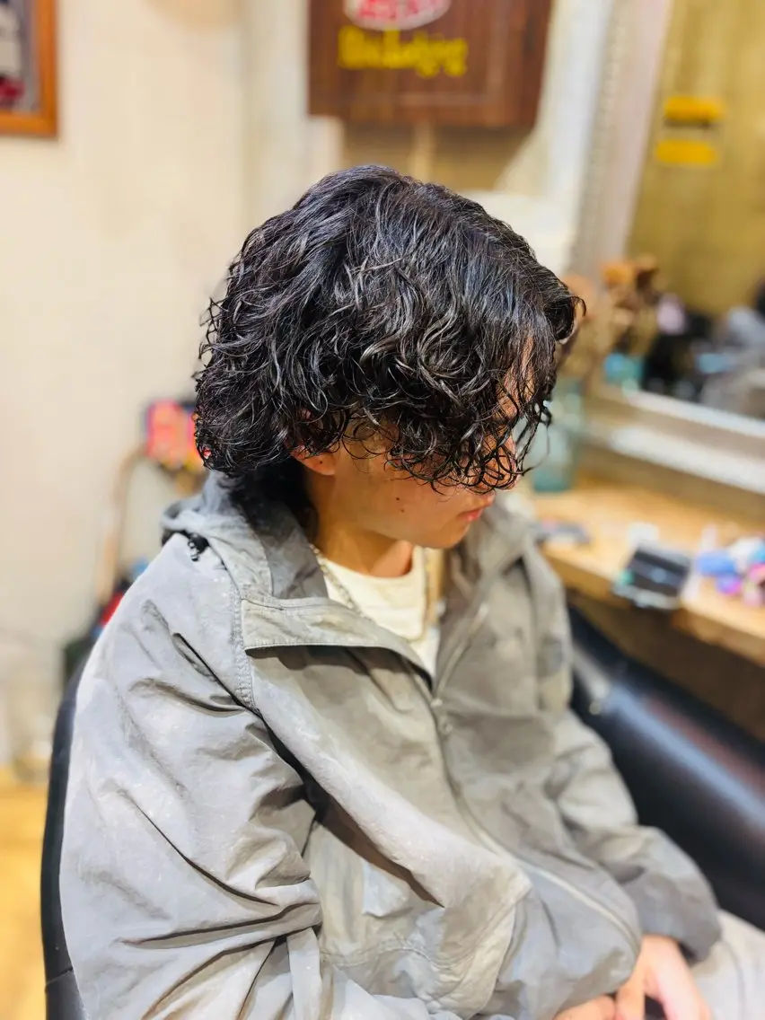 パーマ メンズ メンズパーマ スパイラルパーマ モデル募集 YASUTOのヘアスタイル