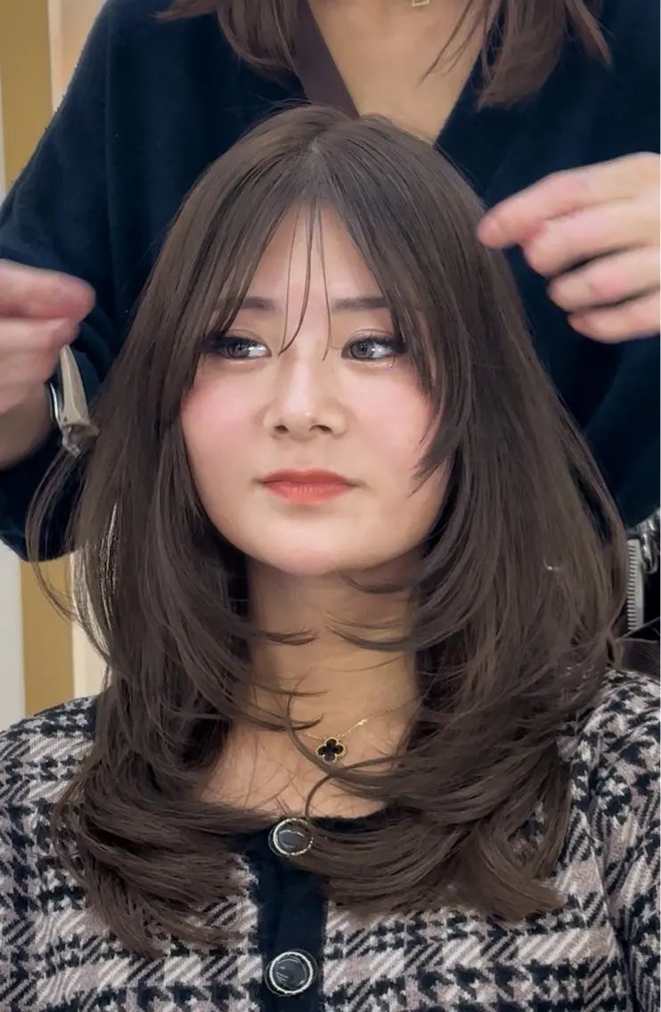 ロング カラー ブリーチ ブリーチなしカラー 髪質改善 韓国風ヘア レイヤーカット カット ヘアカラー トリートメント ヘアセット 韓国風レイヤーカラー ライムのヘアスタイル