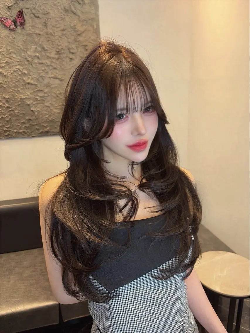 ロング カット ヘアカラー トリートメント 海野翔吾🇨🇳 ワンホンレイヤーのヘアスタイル