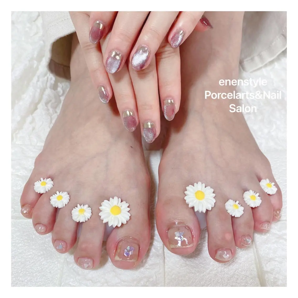 ミディアム ネイル 🐾enen style 🐾のネイルデザイン