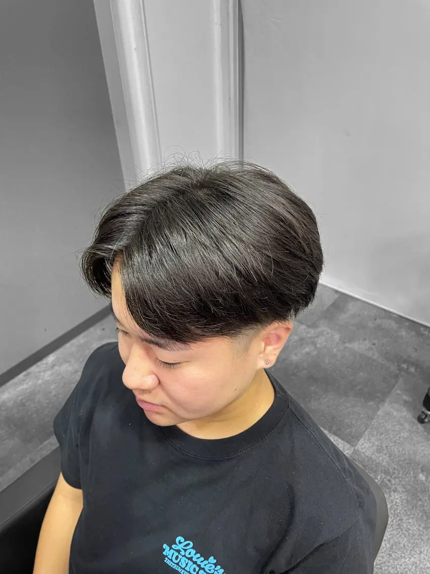 ショート メンズ カット 平井 芳琉のヘアスタイル