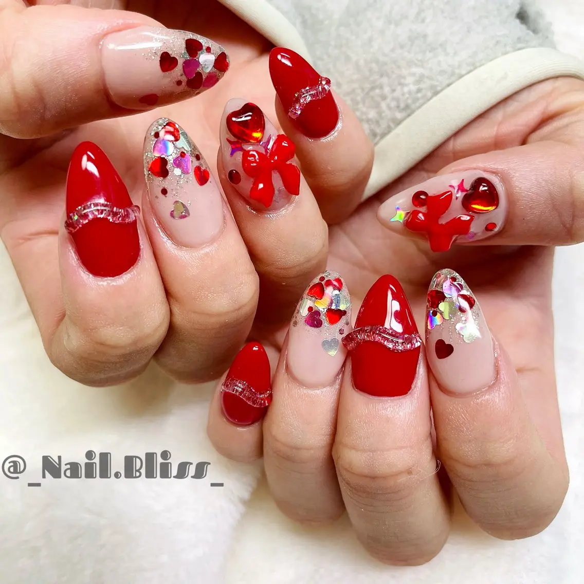 ネイル 赤色 ハンドネイル NAIL BLISSのネイルデザイン