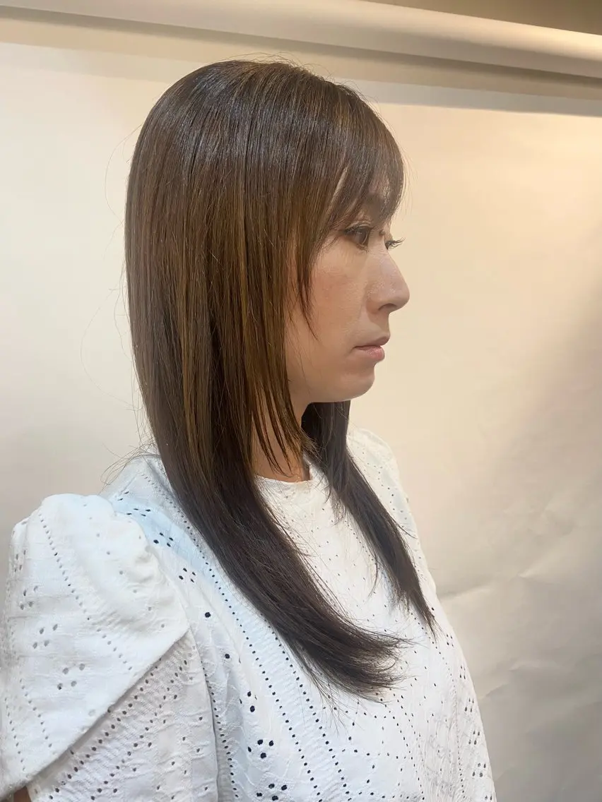 ロング ロングレイヤー 顔周りカット ハイレイヤー レイヤーカット ロング ホシヤ ナオのヘアスタイル