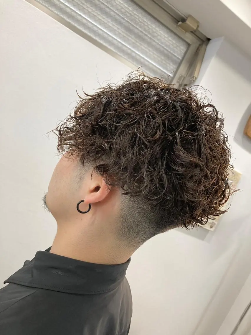 ✨メンズ限定✨カット&ケアカラー&眉カット&クイックスパ✨の写真
