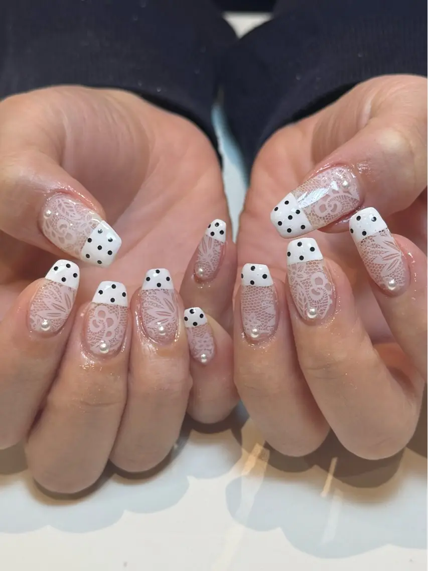 ネイル ハンドネイル 🦋 りえ🦋のネイルデザイン