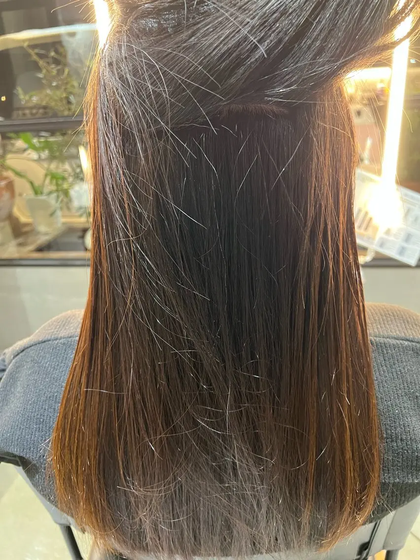セミロング 縮毛矯正 渡邊 和紀のヘアスタイル