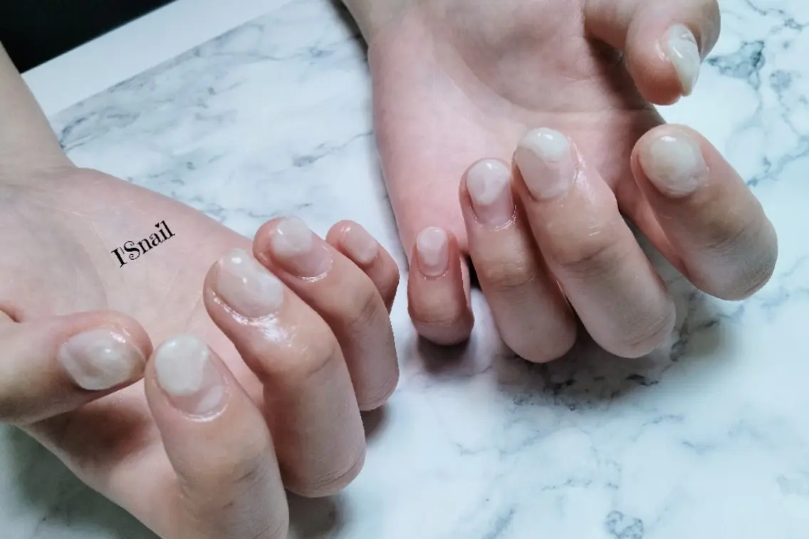 ネイル ニュアンスネイル ぷっくりネイル I'S nail 佐野のネイルデザイン