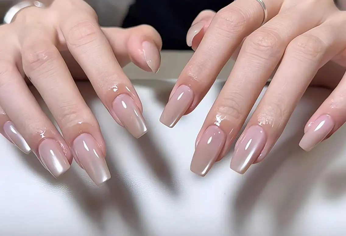 マツエク・マツパ ハンドネイル エリ🫧 nail池袋東口のネイルデザイン