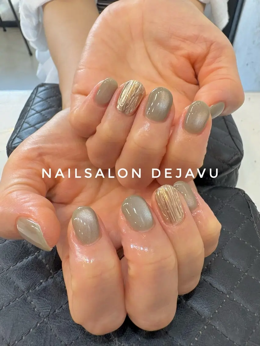 ネイル マグネットネイル ミラーネイル ハンドネイル Nailsalon Dejavuのネイルデザイン